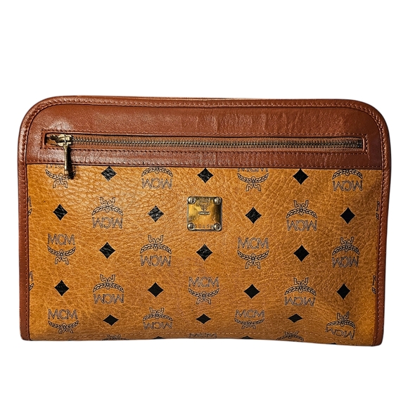 MCM CLUTCH - Picture 2 of 14